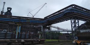 TÜV SÜD CZECH: Bezpečnost při používání a provozu ocelových konstrukcí je klíčová. Naši inspektoři se postarají o kompletní servis.