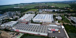 Společnost ABB v Brně zdvojnásobuje výrobní kapacitu v největší továrně na senzory na světě