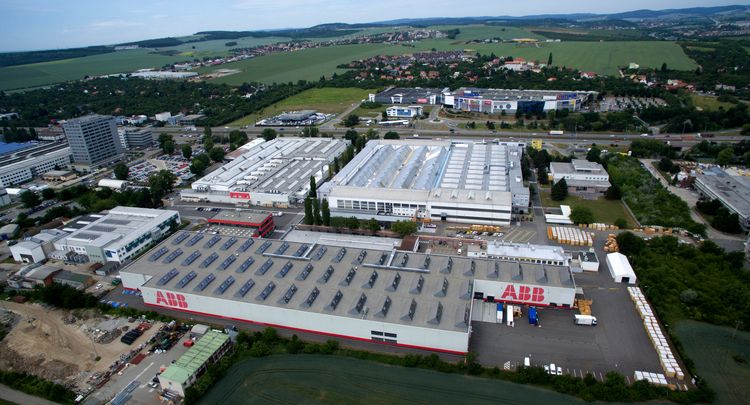 Společnost ABB v Brně zdvojnásobuje výrobní kapacitu v největší továrně na senzory na světě