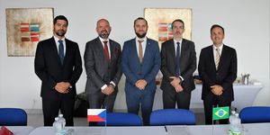 Aero Vodochody podepsalo memorandum o prohloubení spolupráce s brazilskou společností Embraer