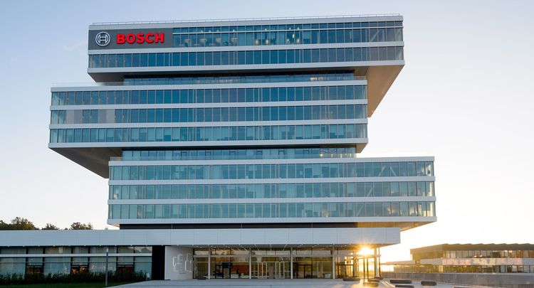 Bosch Connected World 2022 Kampaň pro digitalizaci: Bosch investuje další miliardy do oblastí budoucího digitálního růstu