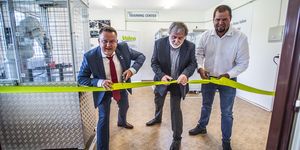 SPŠ a VOŠ Kladno a Valeo investují do vzdělávání budoucích odborníků na průmyslové roboty