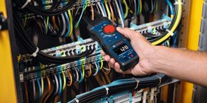 Bosch uvádí na trh novou řadu měřicí techniky: Elektrické zkoušečky pro profesionály