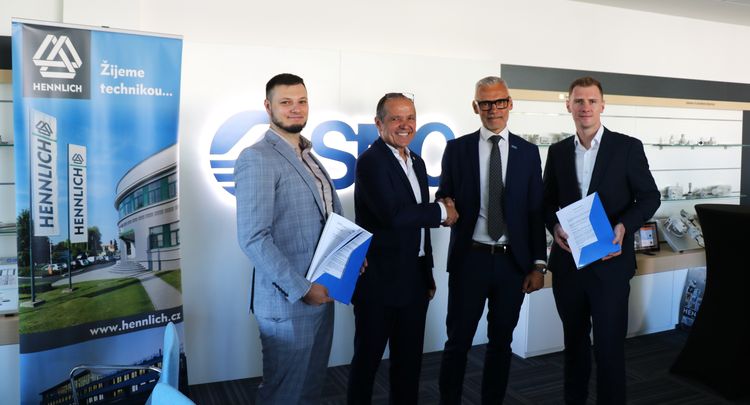 SMC získala nového distributora svých produktů v Česku, firmu HENNLICH