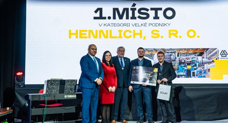HENNLICH je díky manipulátoru pro letadla Inovační firmou Ústeckého kraje
