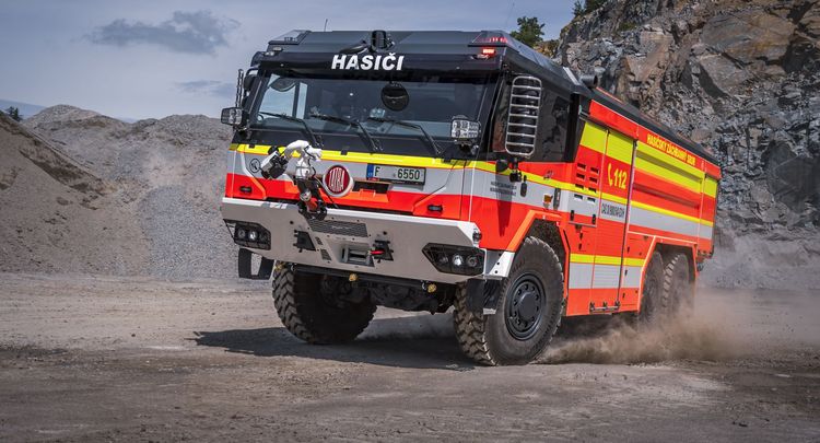 Kopřivnická automobilka Tatra Trucks během roku 2025 navýšila výrobní výkon a zároveň jí vzrostly tržby