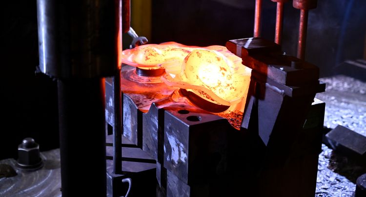 OSTROJ spustil moderní kovací linku s 3D viděním za 150 milionů korun