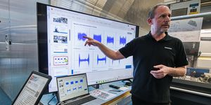 DATRON Technologický seminář představil pětiosé obrábění i chlazení alkoholem